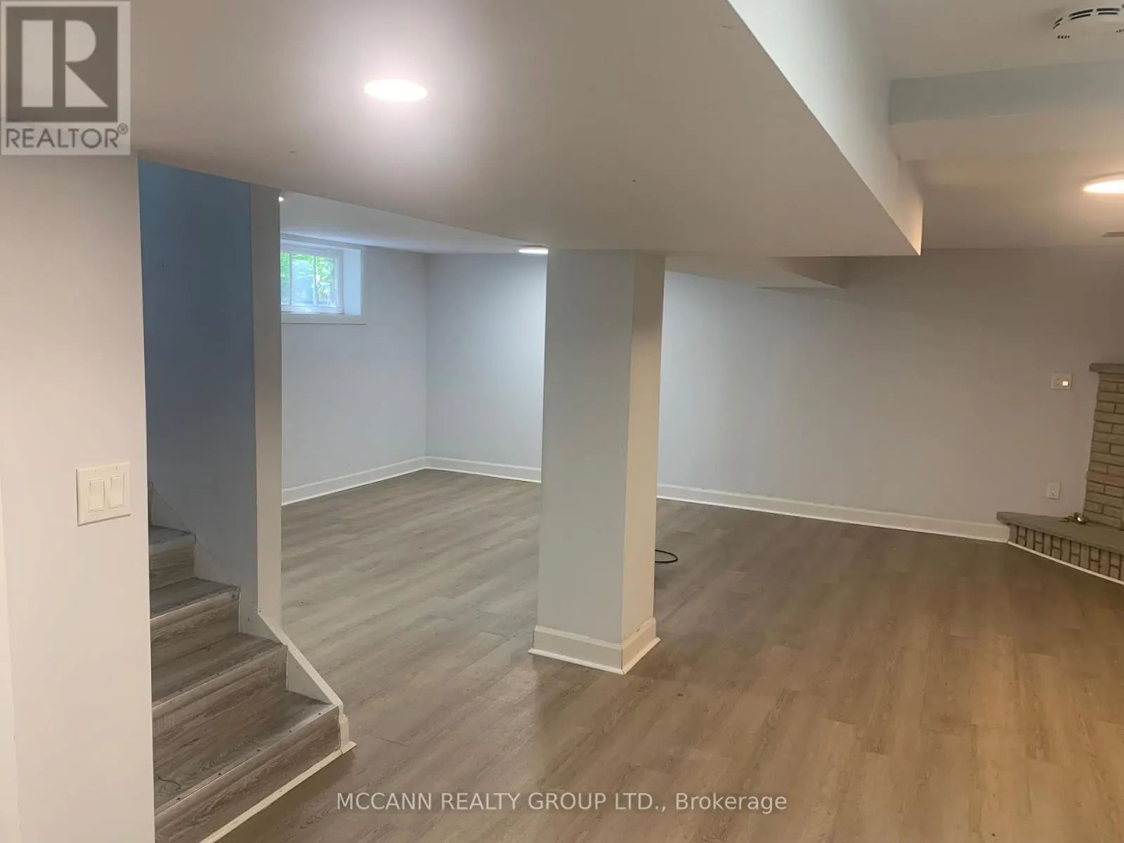 UNIT B - 582 MULOCK COURT