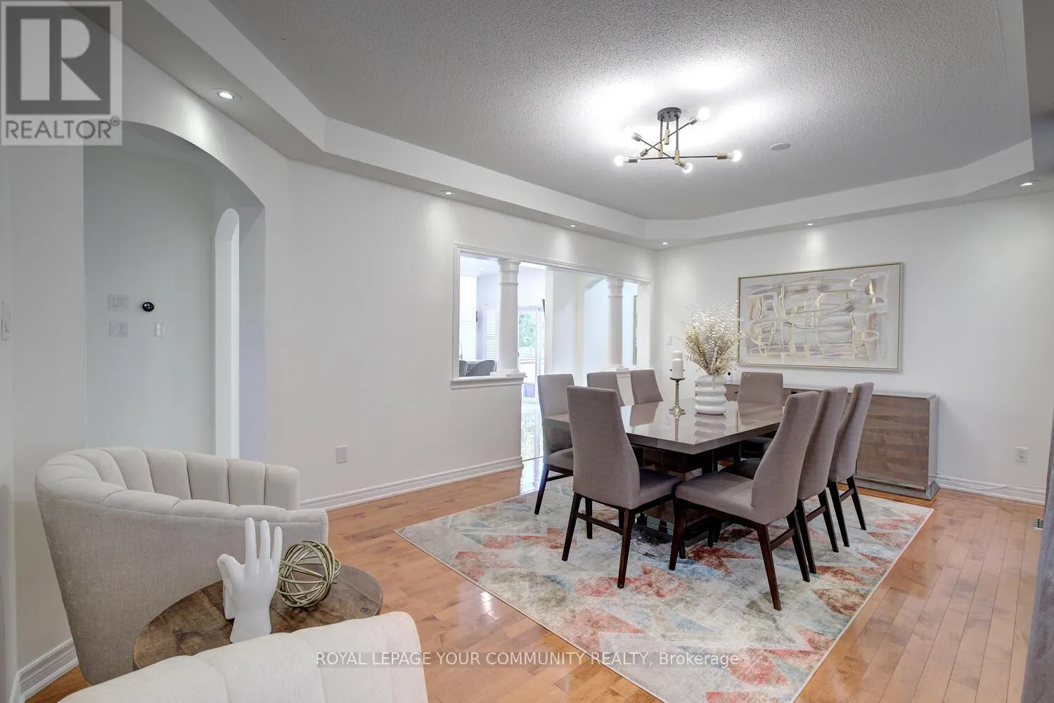 127 GOLDEN FOREST ROAD