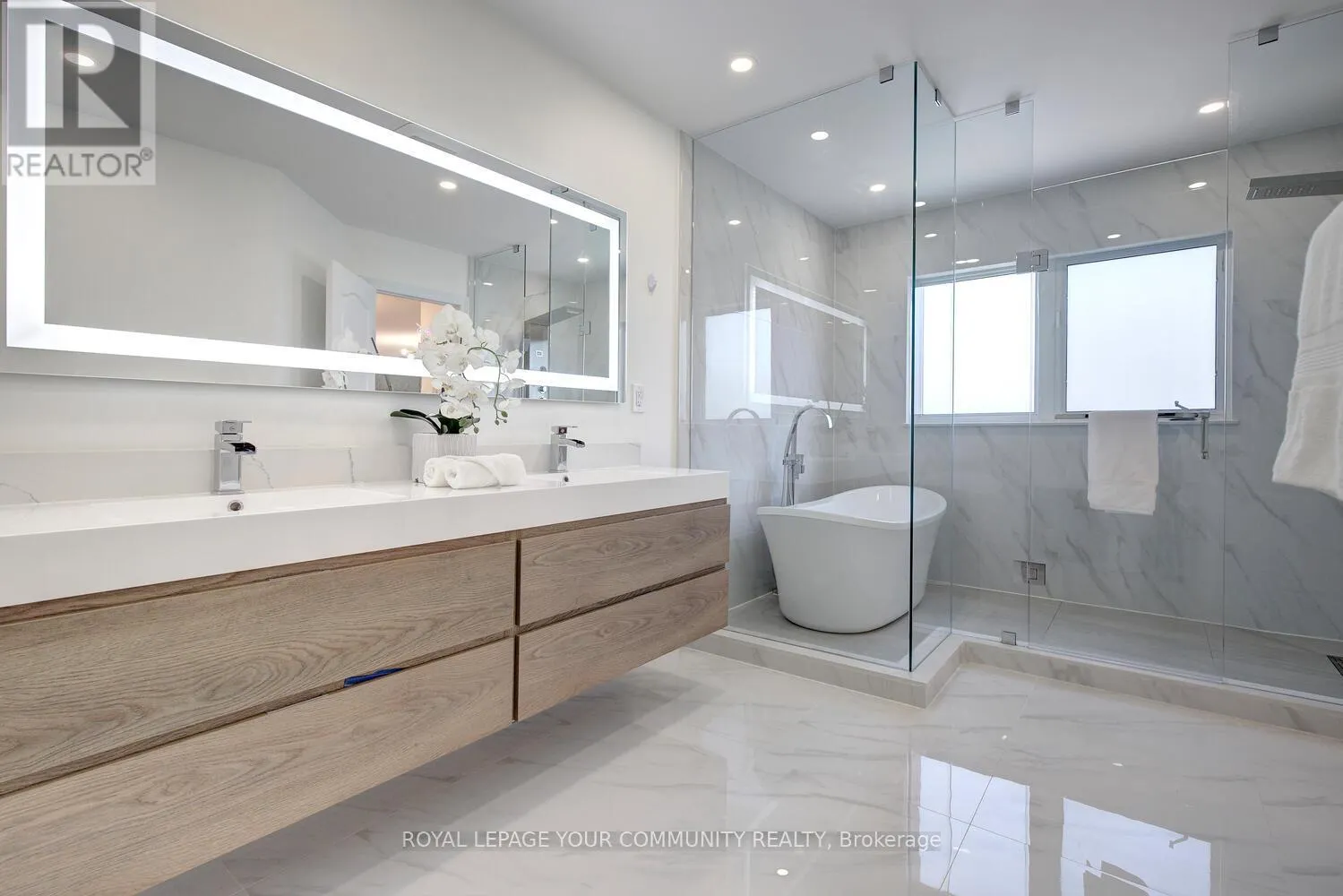 127 GOLDEN FOREST ROAD