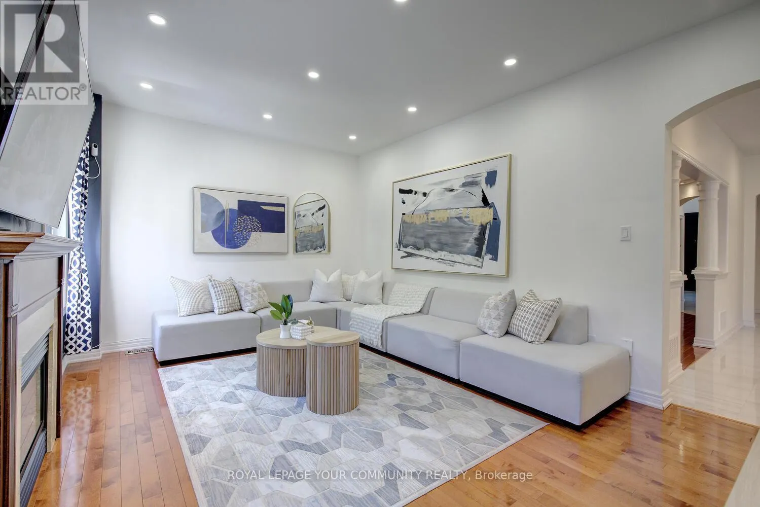 127 GOLDEN FOREST ROAD