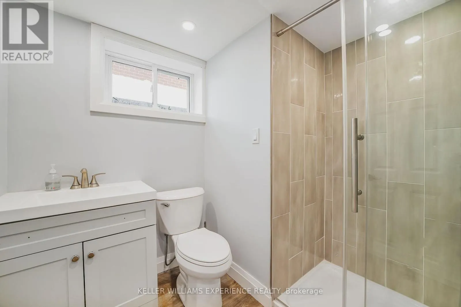 85 GLADMAN AVENUE