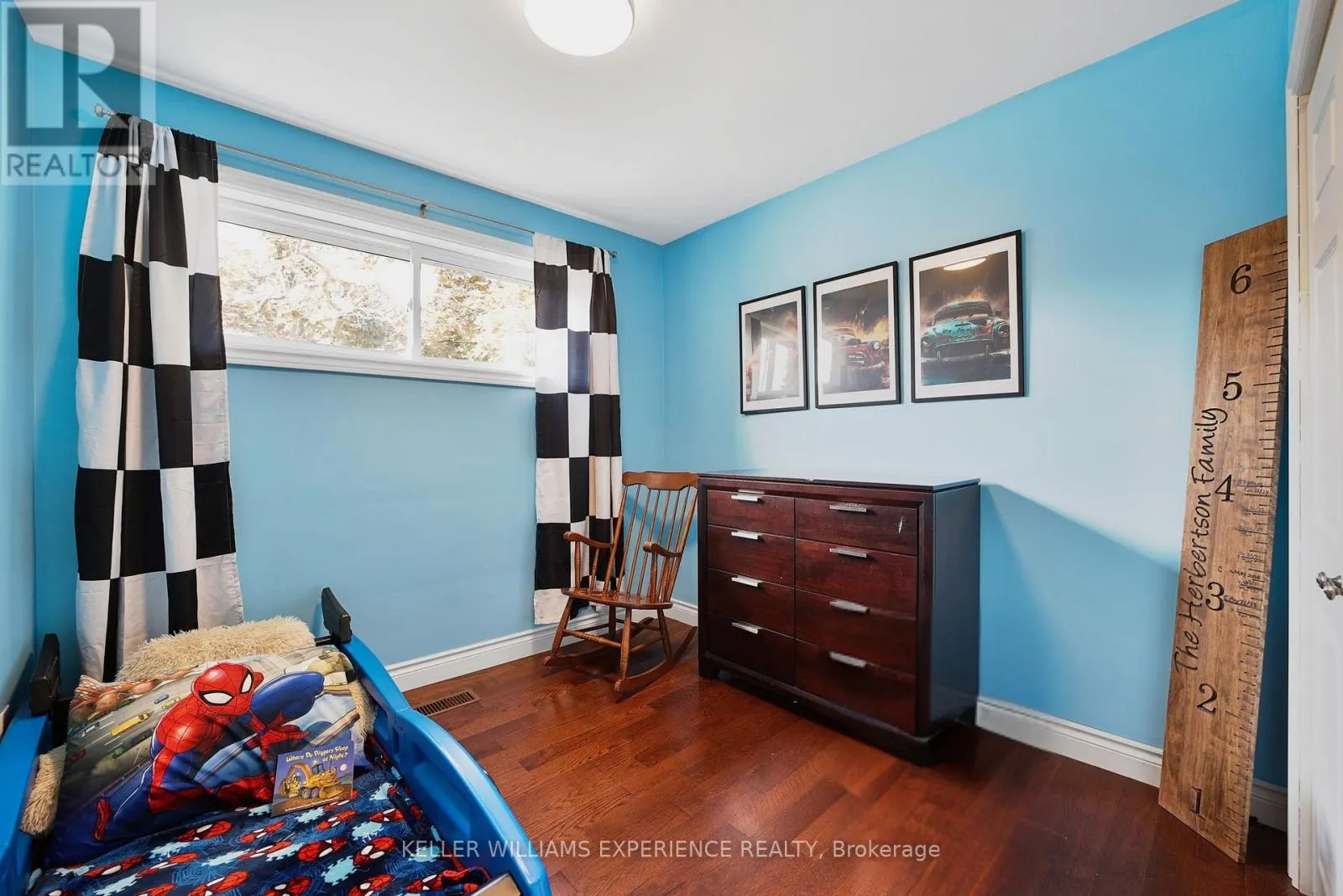 85 GLADMAN AVENUE