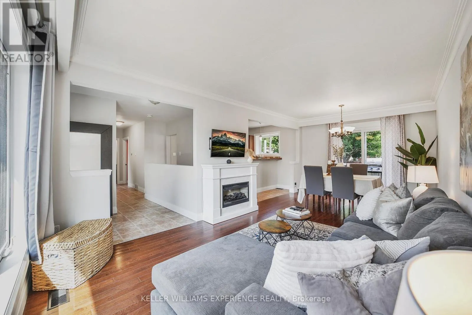 85 GLADMAN AVENUE