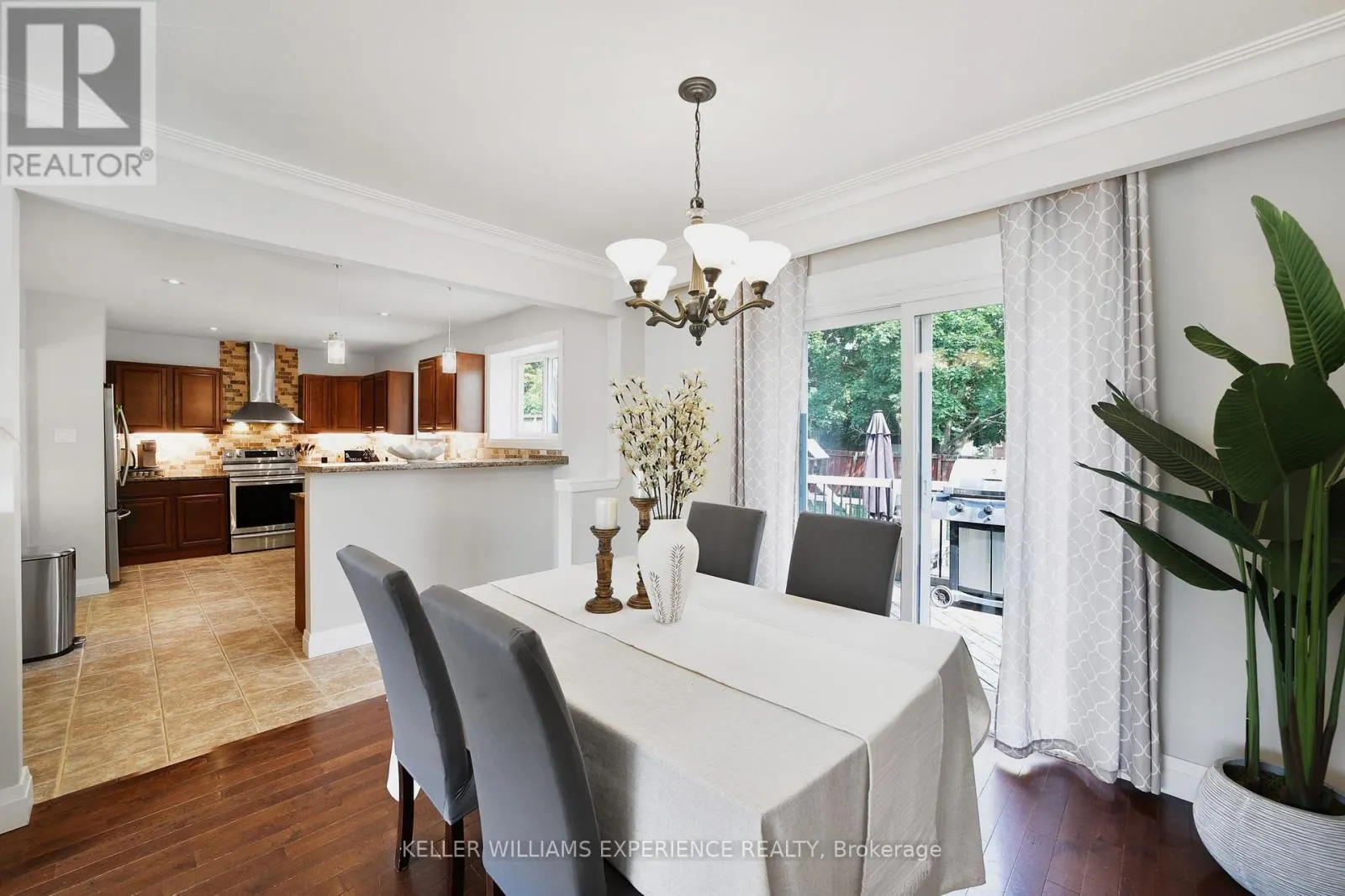 85 GLADMAN AVENUE