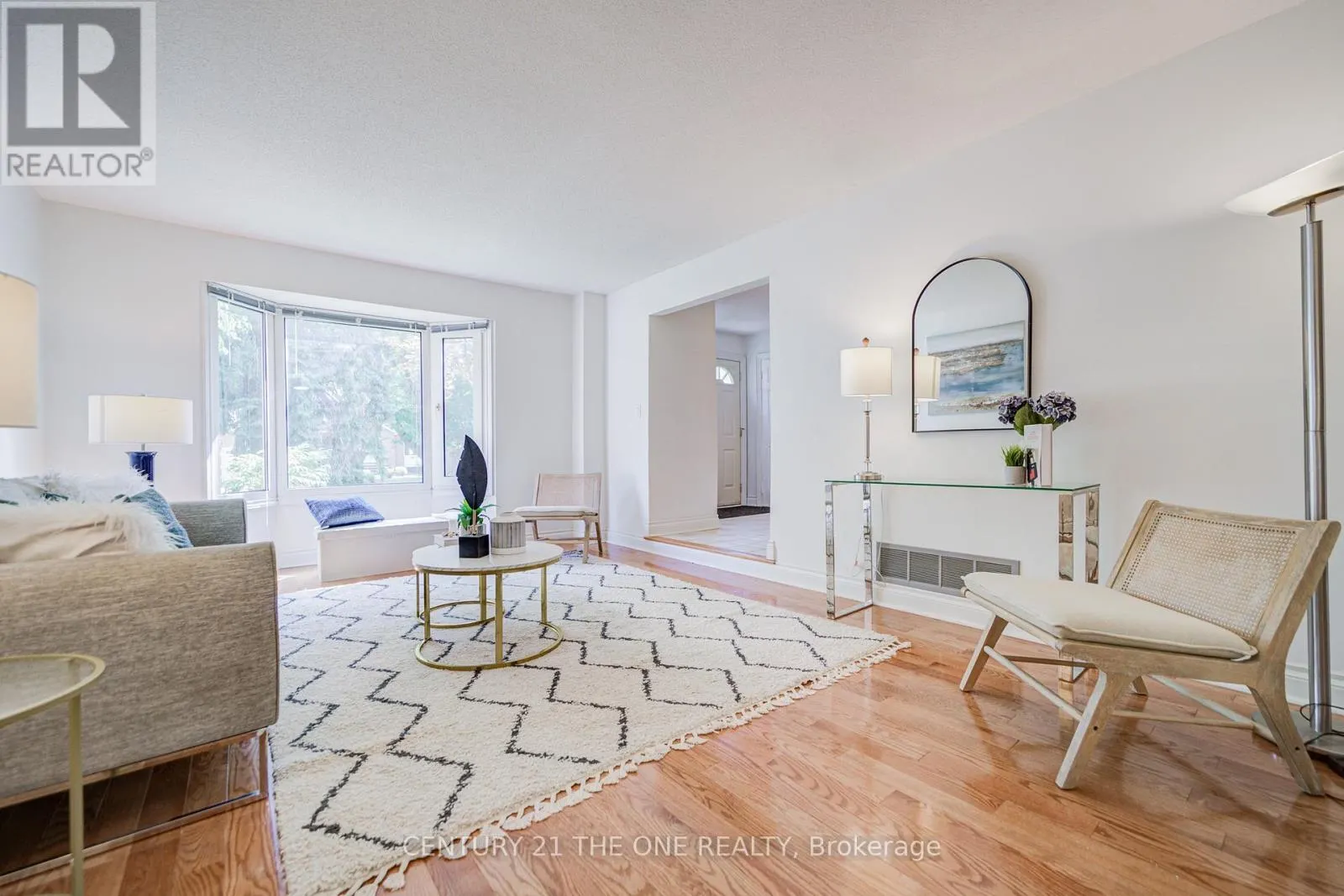35 AMBLESIDE CRESCENT