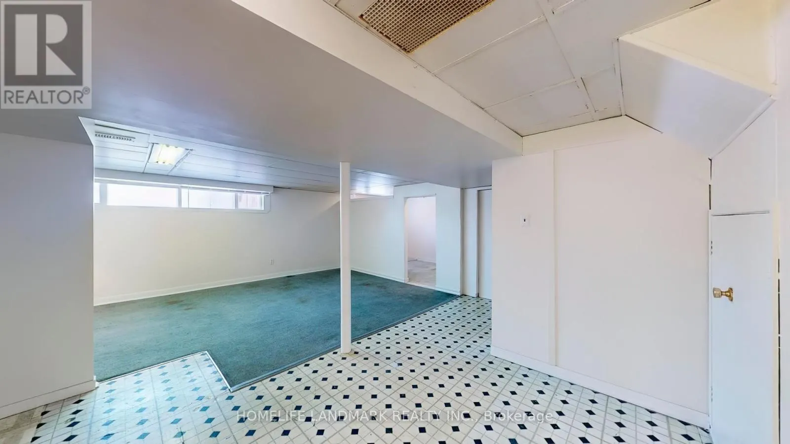 424 BONITA CRESCENT