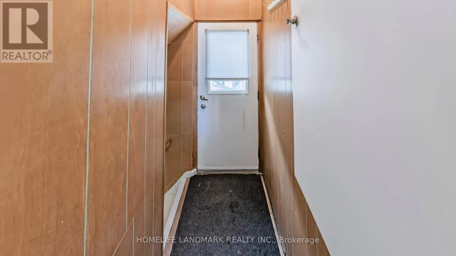 424 BONITA CRESCENT