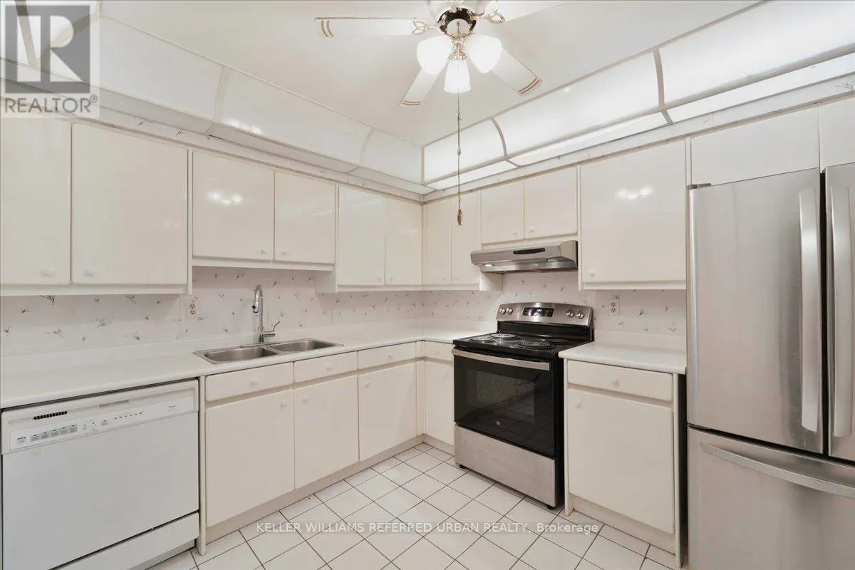 504 - 333 CLARK AVENUE W