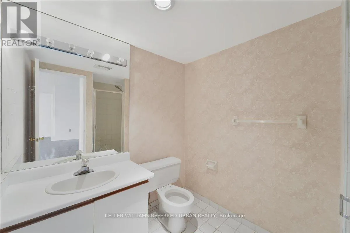 504 - 333 CLARK AVENUE W