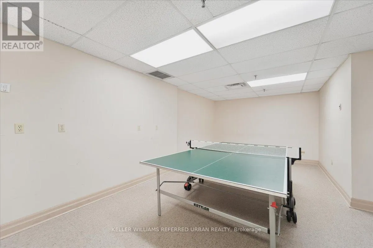 504 - 333 CLARK AVENUE W