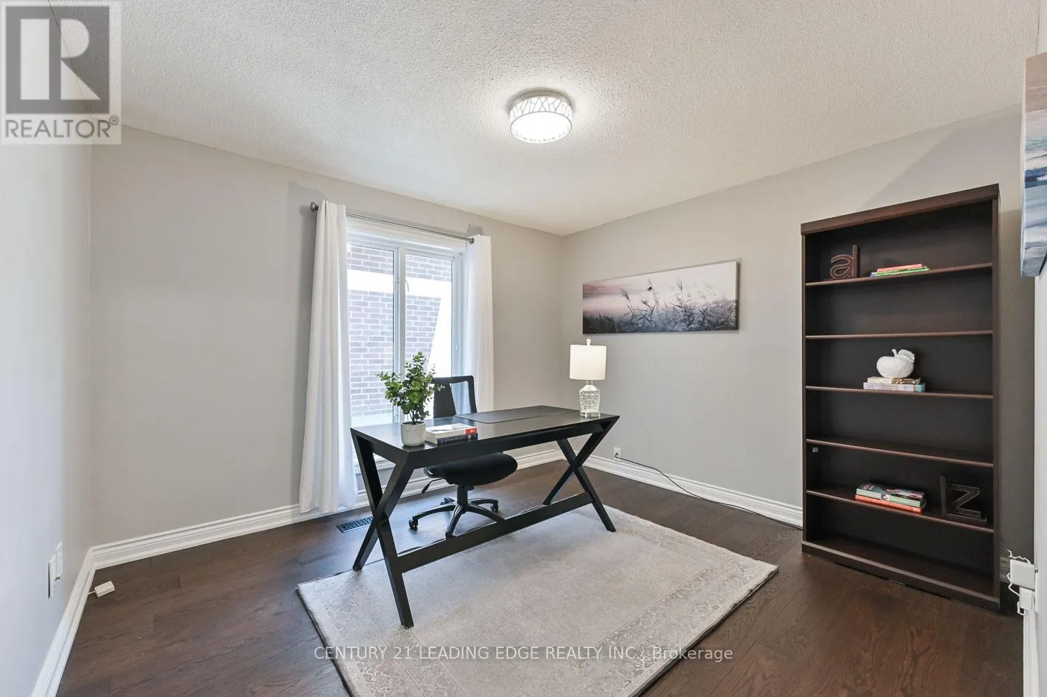 15 MCCARTY CRESCENT