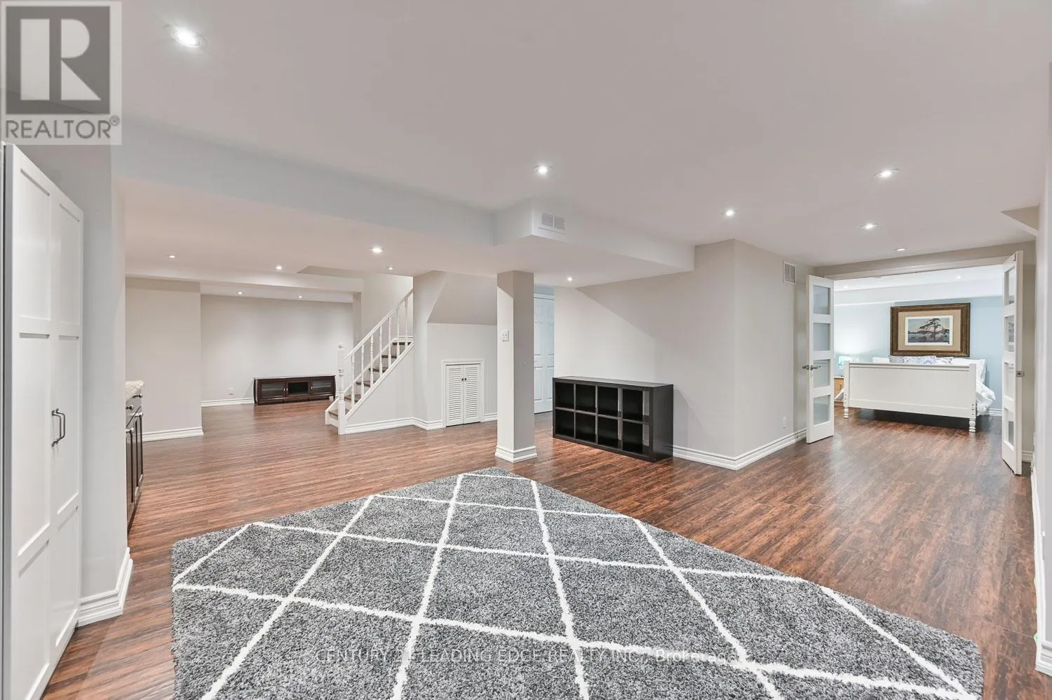 15 MCCARTY CRESCENT