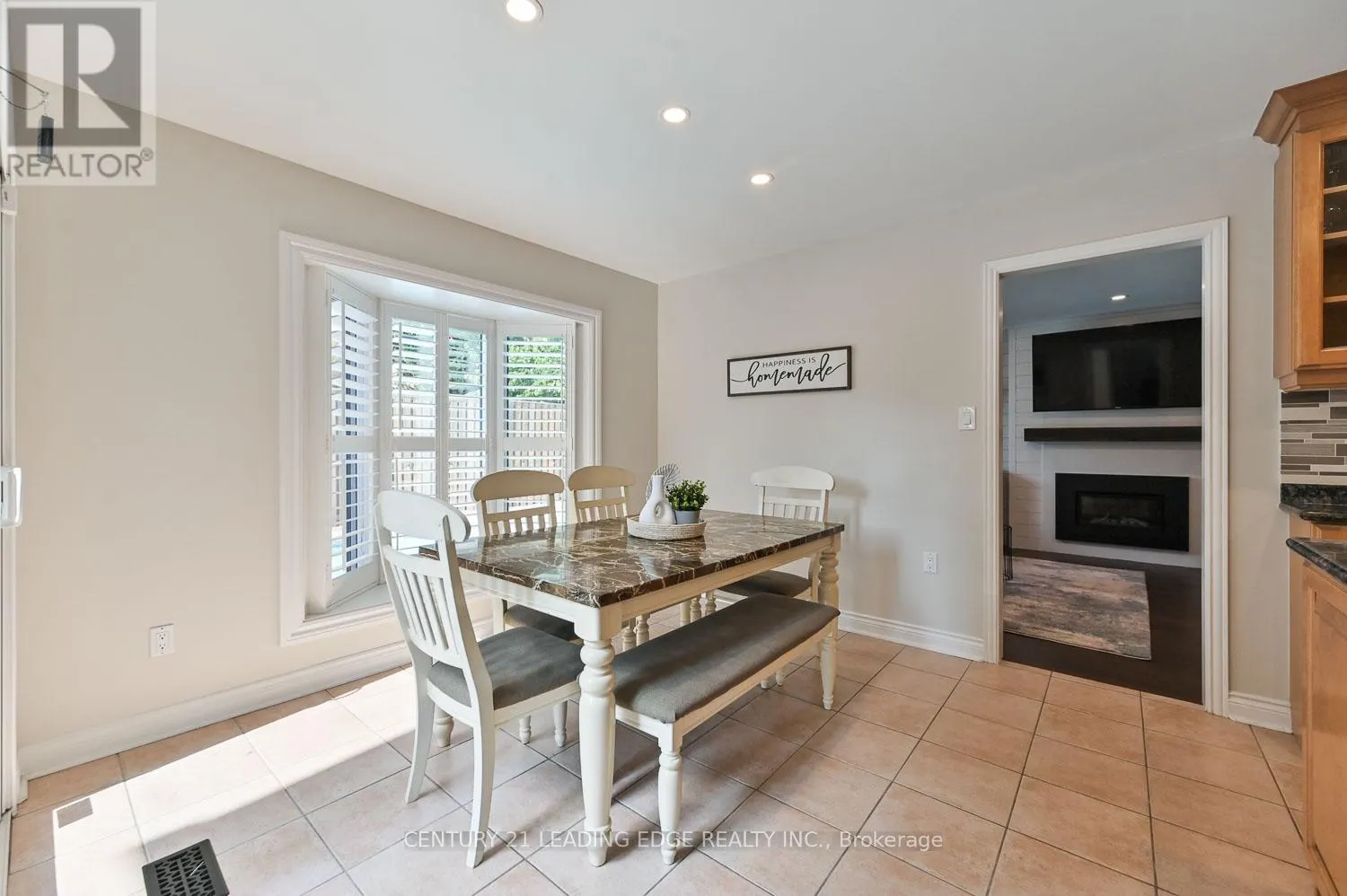 15 MCCARTY CRESCENT