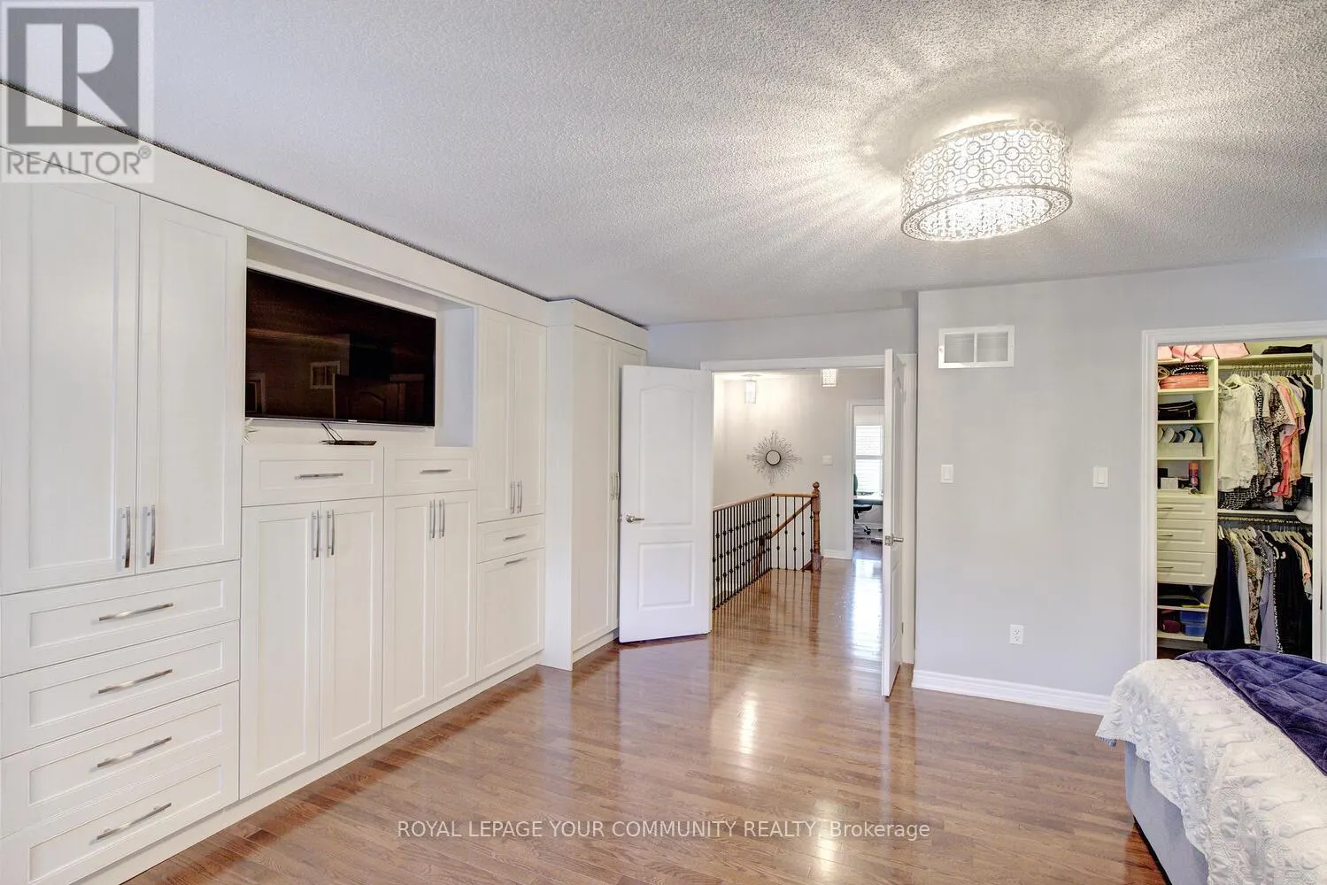 121 MAHOGANY FOREST DRIVE