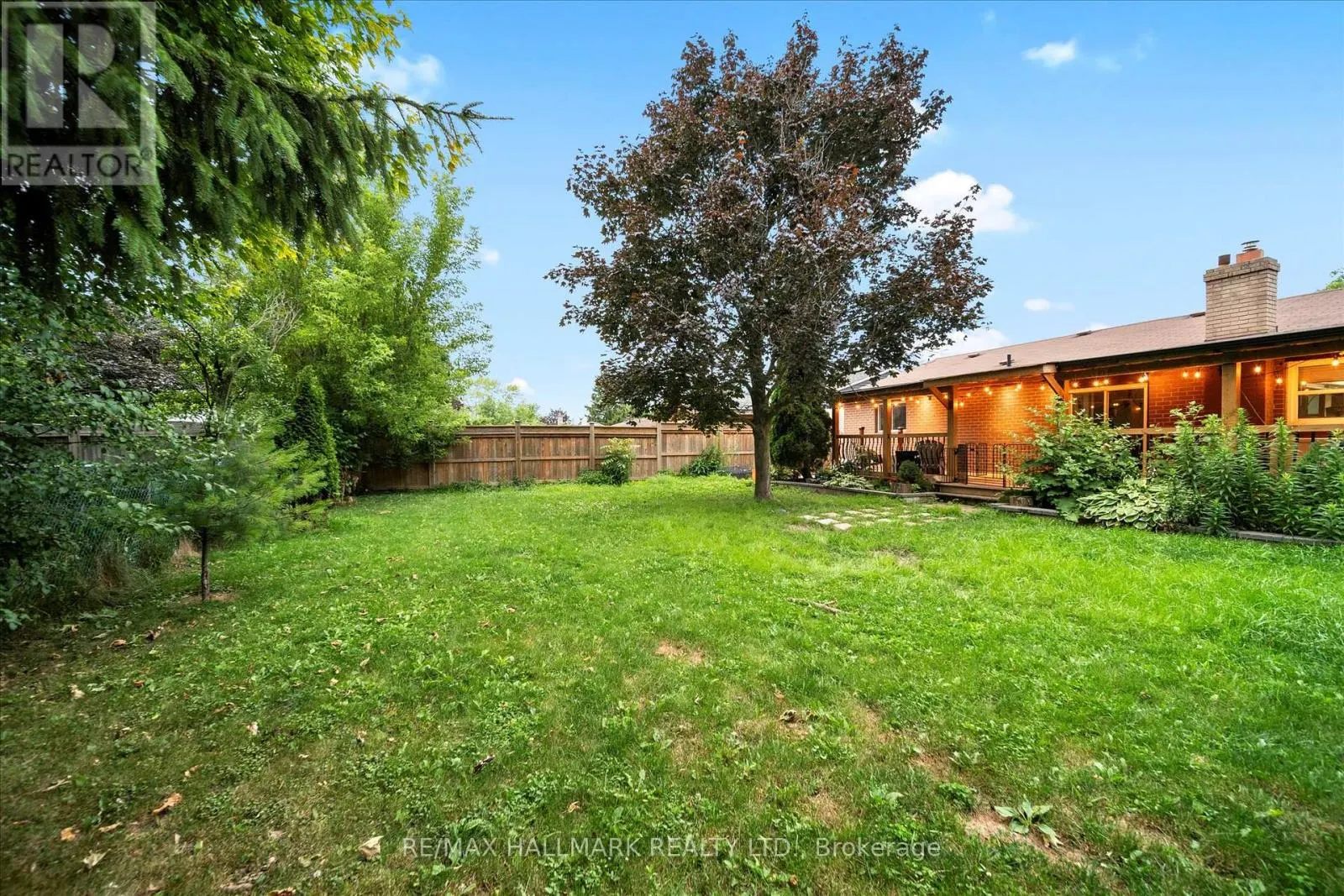 372 DIXON BOULEVARD