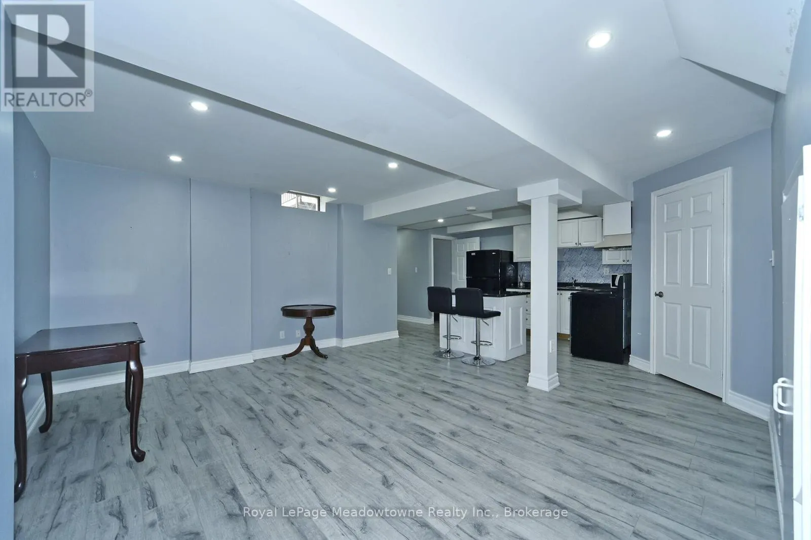 30 MILLRUN CRESCENT N