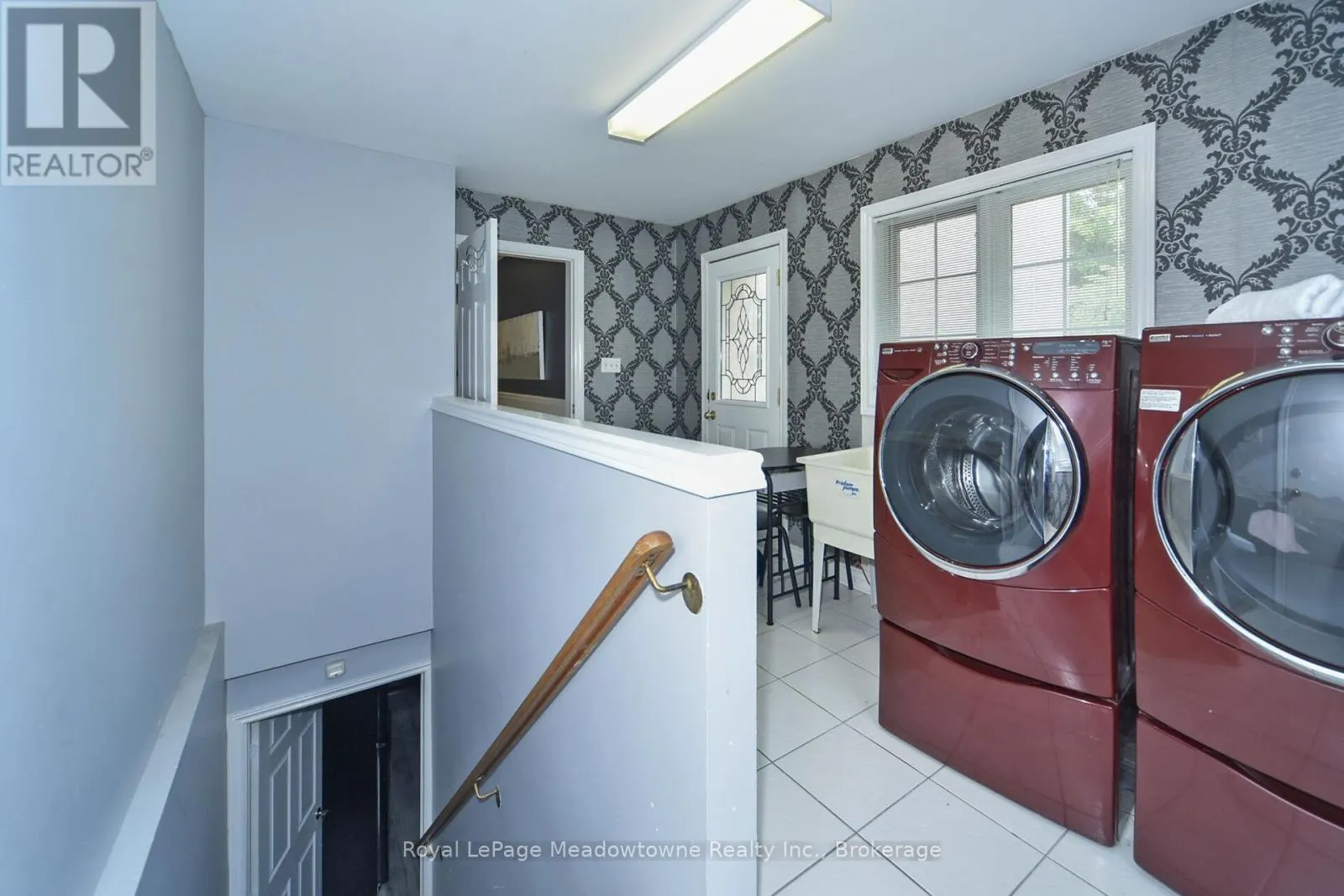 30 MILLRUN CRESCENT N