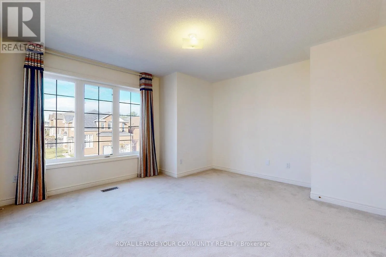 131 AIKENHEAD AVENUE