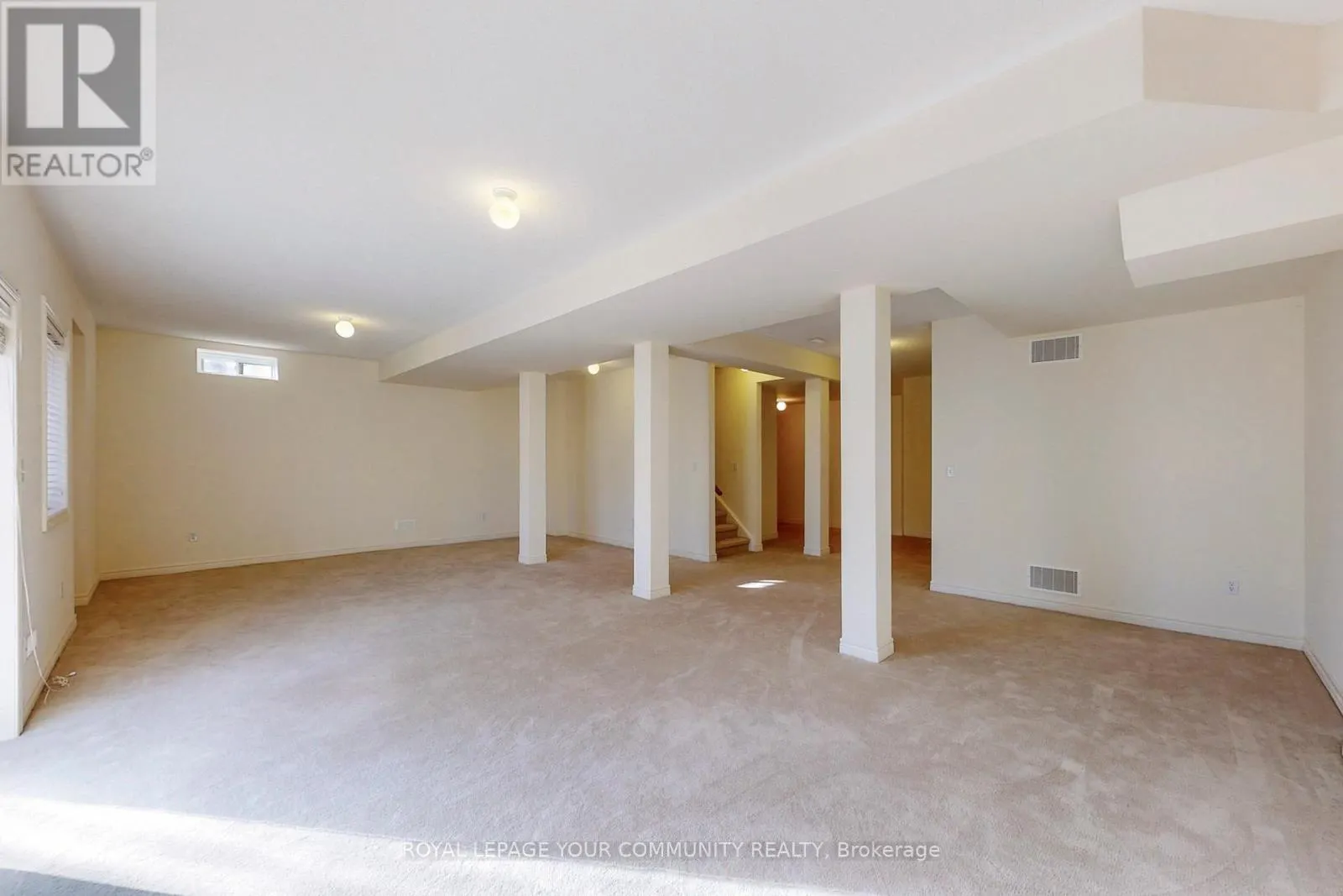131 AIKENHEAD AVENUE