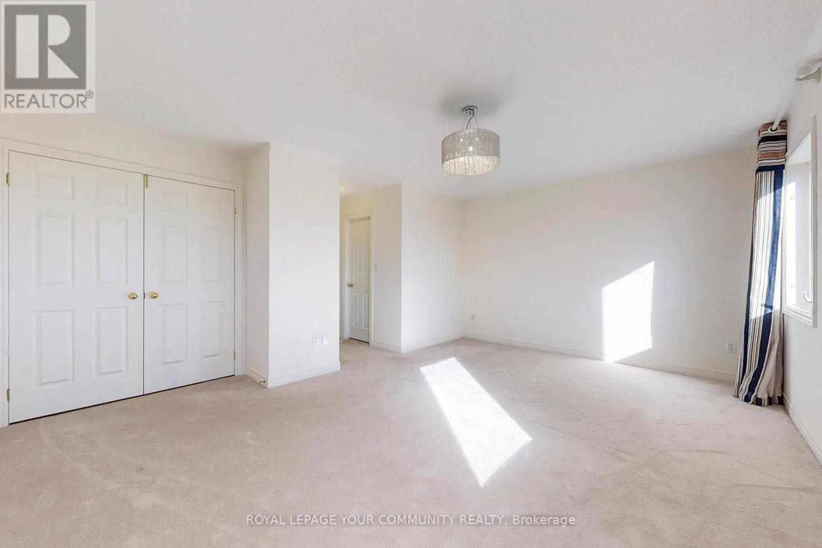 131 AIKENHEAD AVENUE