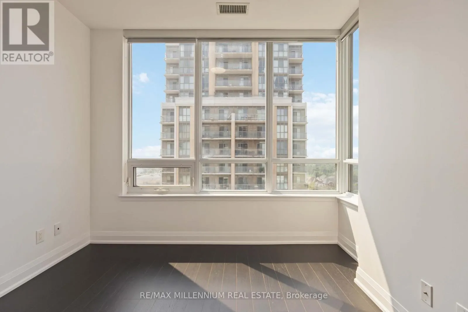 1512 - 9582 MARKHAM ROAD