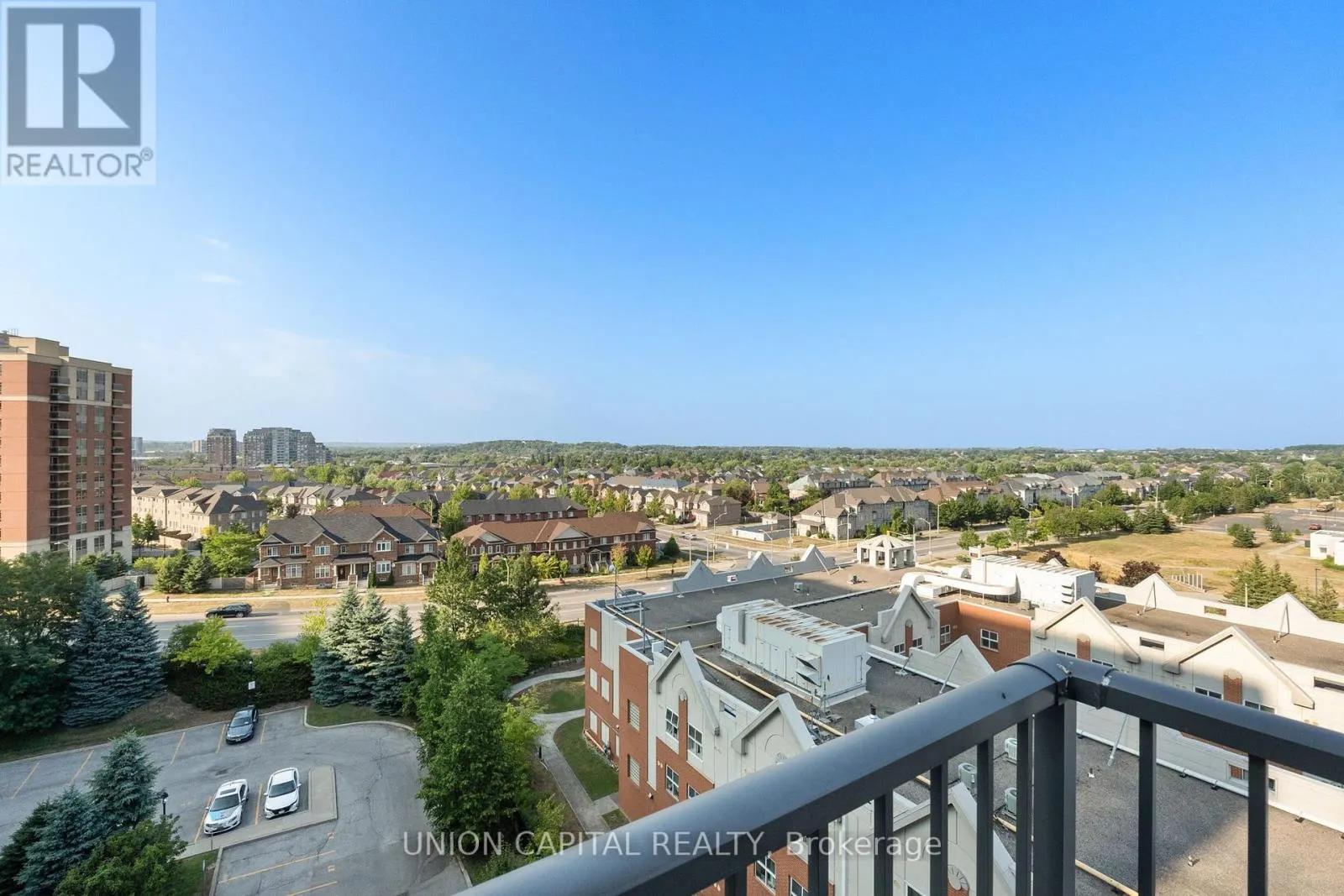 1017 - 185 ONEIDA CRESCENT