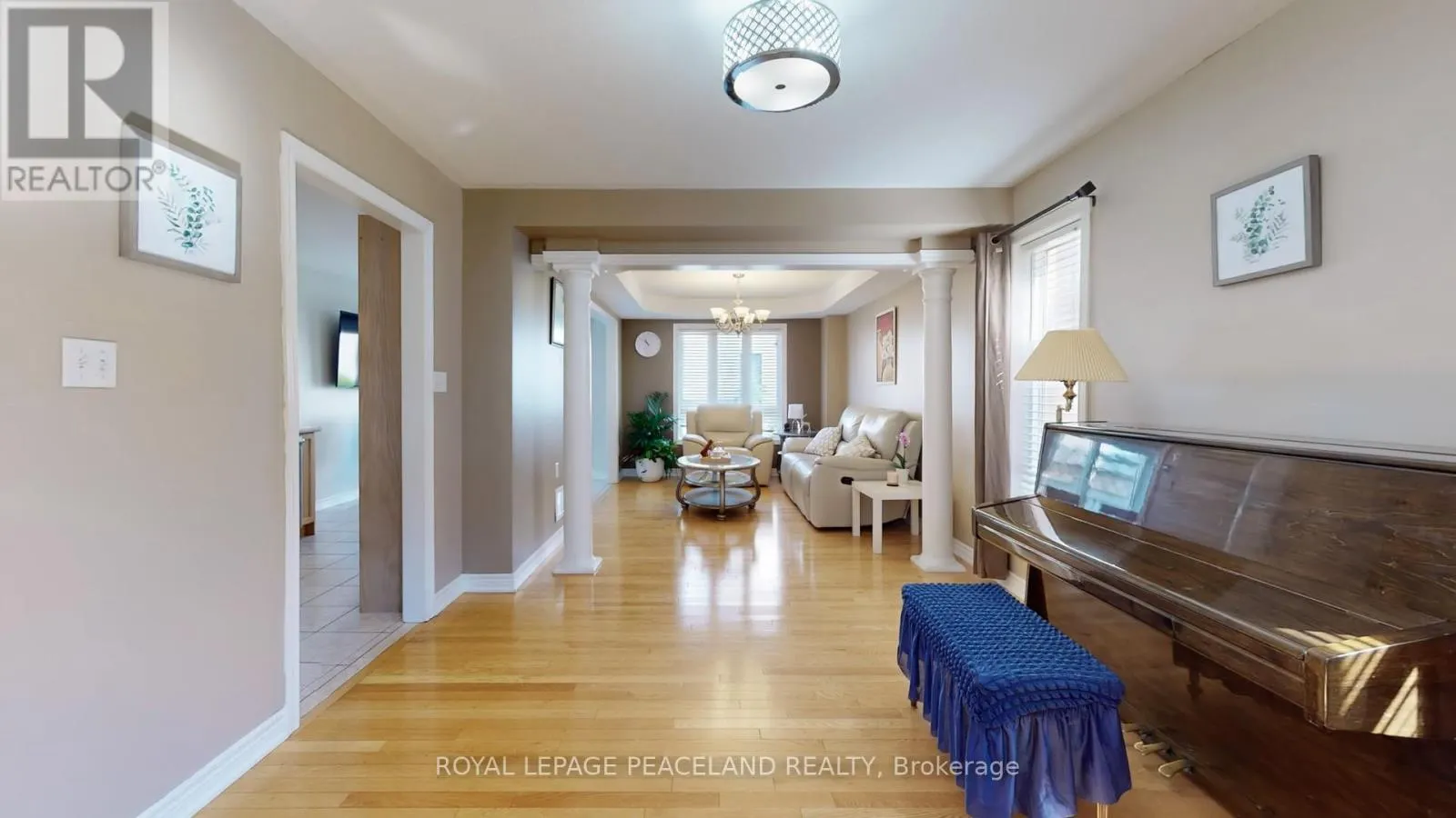 16 LEALINDS ROAD