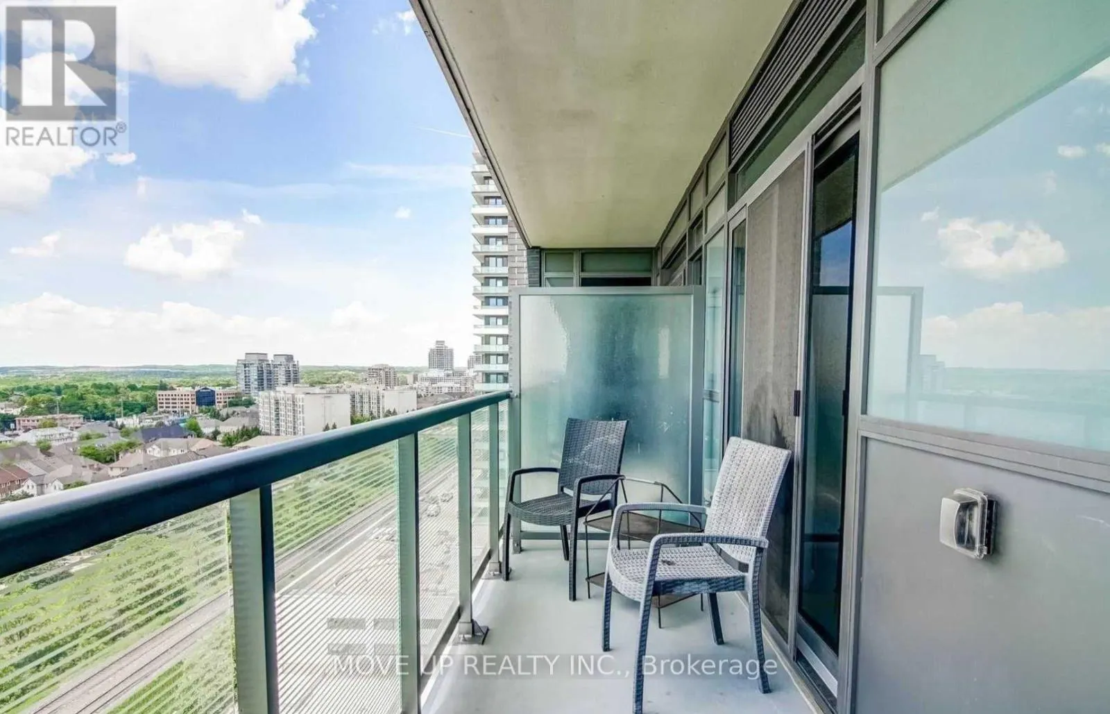 1007 - 65 ONEIDA CRESCENT
