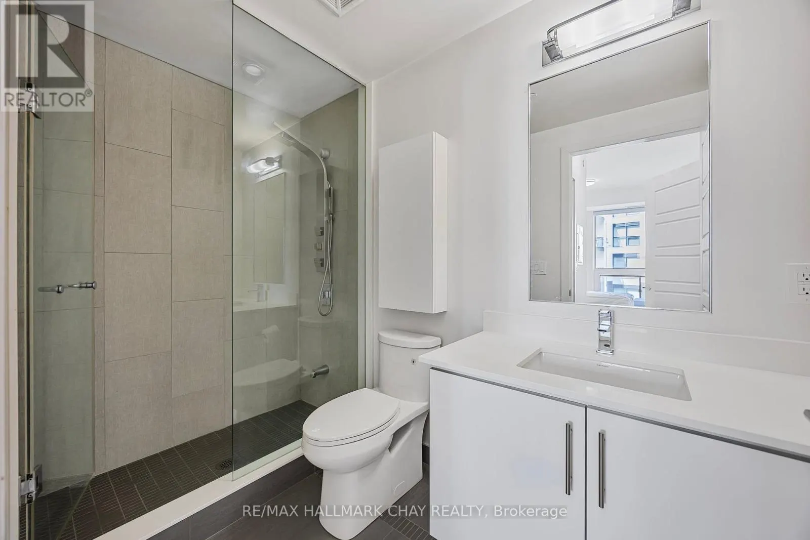 207D - 333 SEA RAY AVENUE