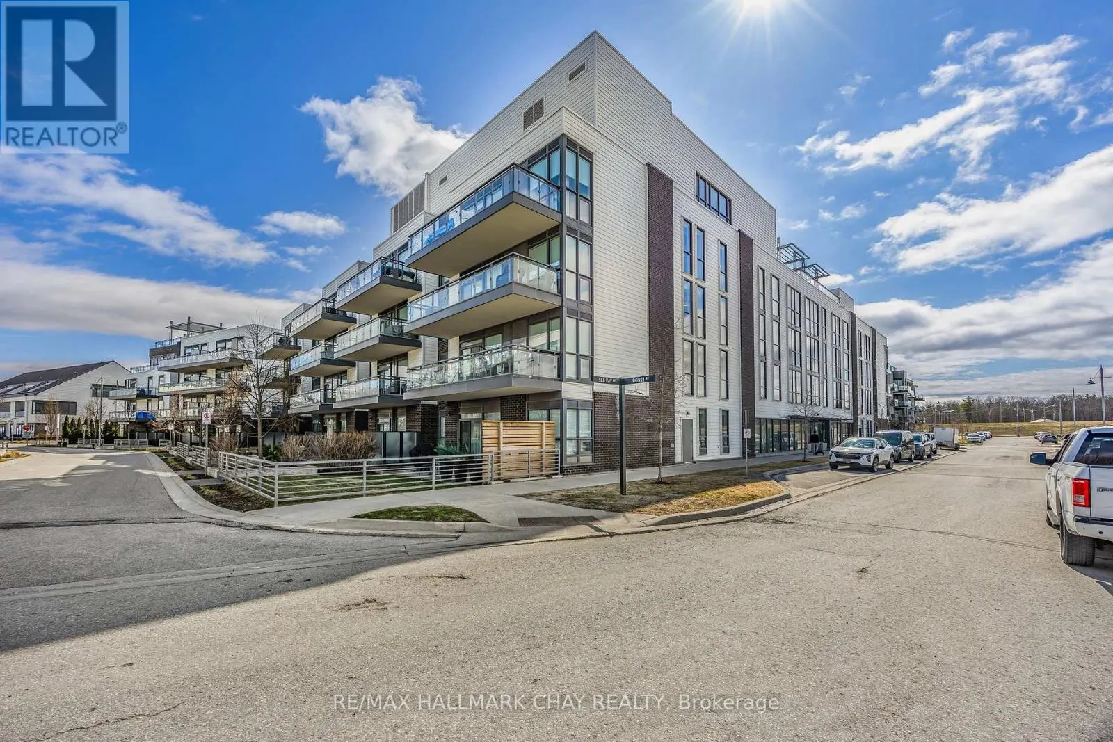 207D - 333 SEA RAY AVENUE