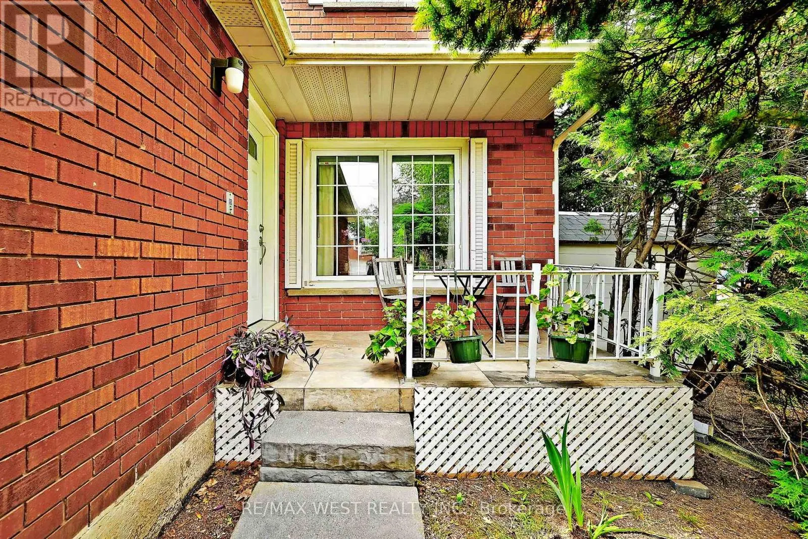 348 BROWNRIDGE DRIVE