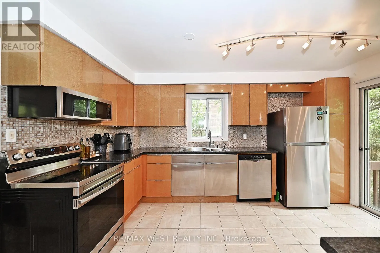 348 BROWNRIDGE DRIVE