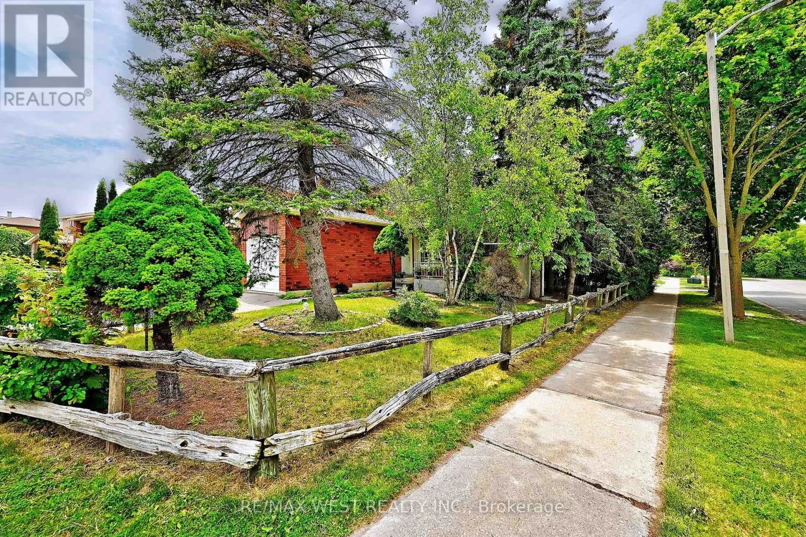 348 BROWNRIDGE DRIVE