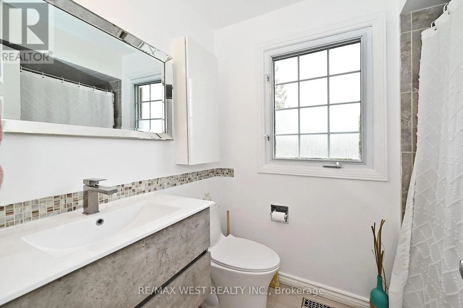 348 BROWNRIDGE DRIVE