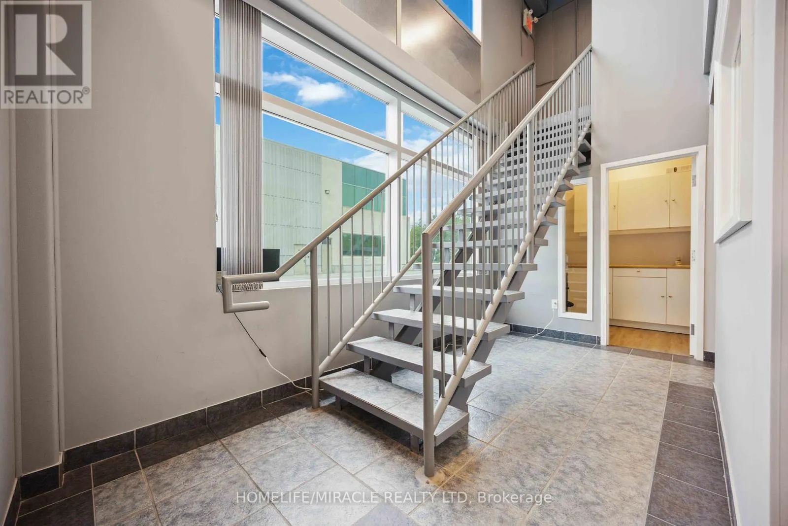 8 - 8888 KEELE STREET
