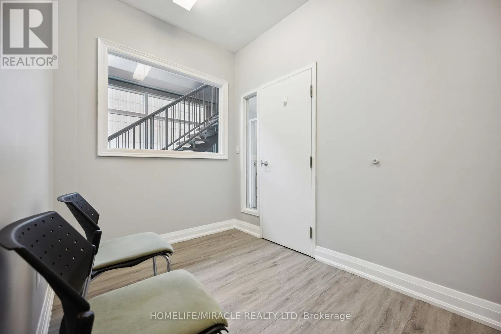 8 - 8888 KEELE STREET