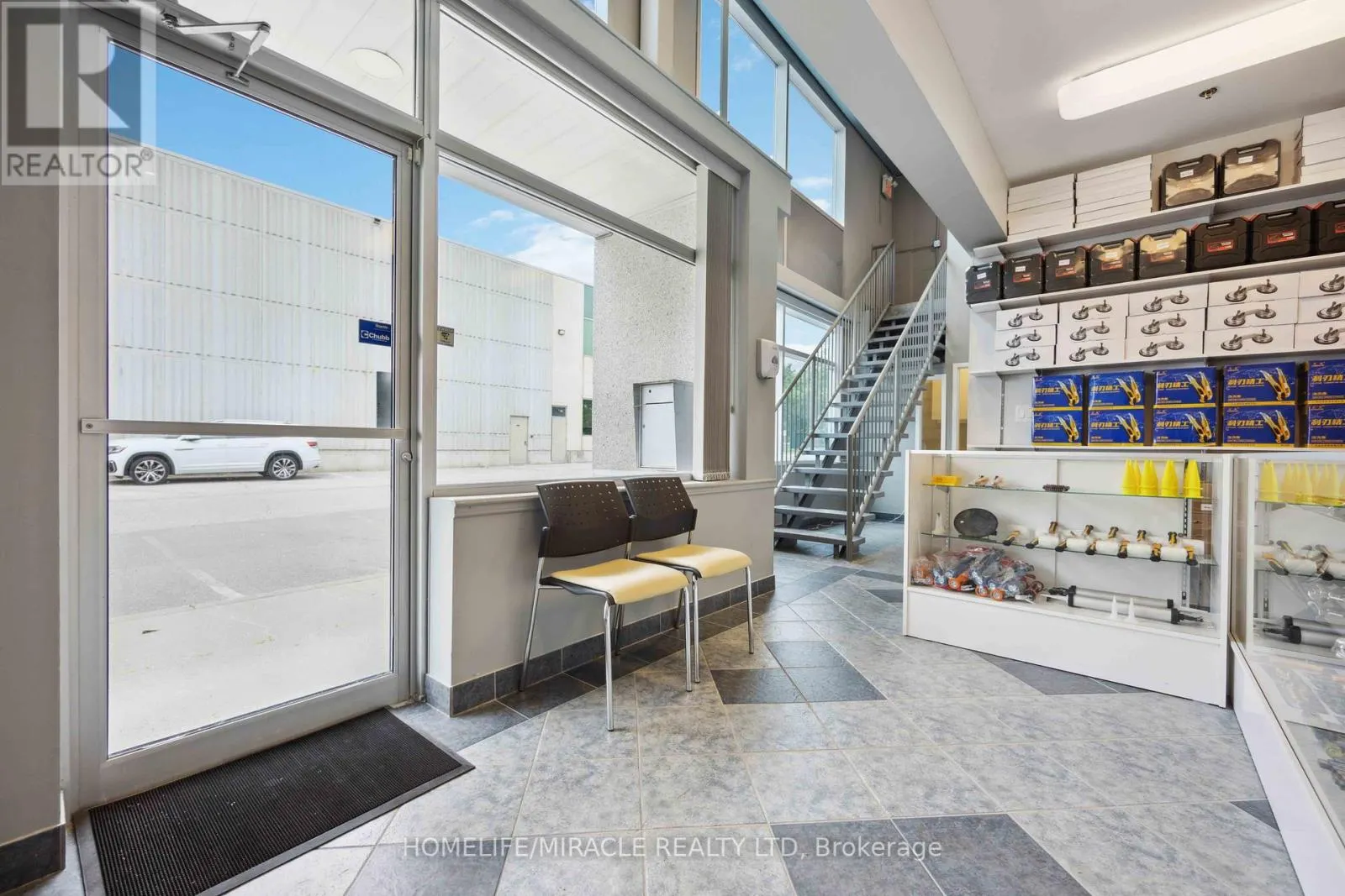 8 - 8888 KEELE STREET