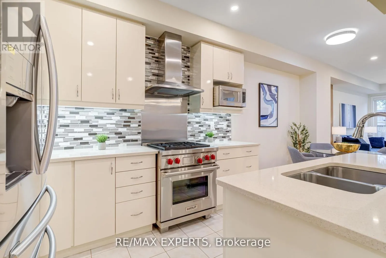 36 PORT ARTHUR CRESCENT