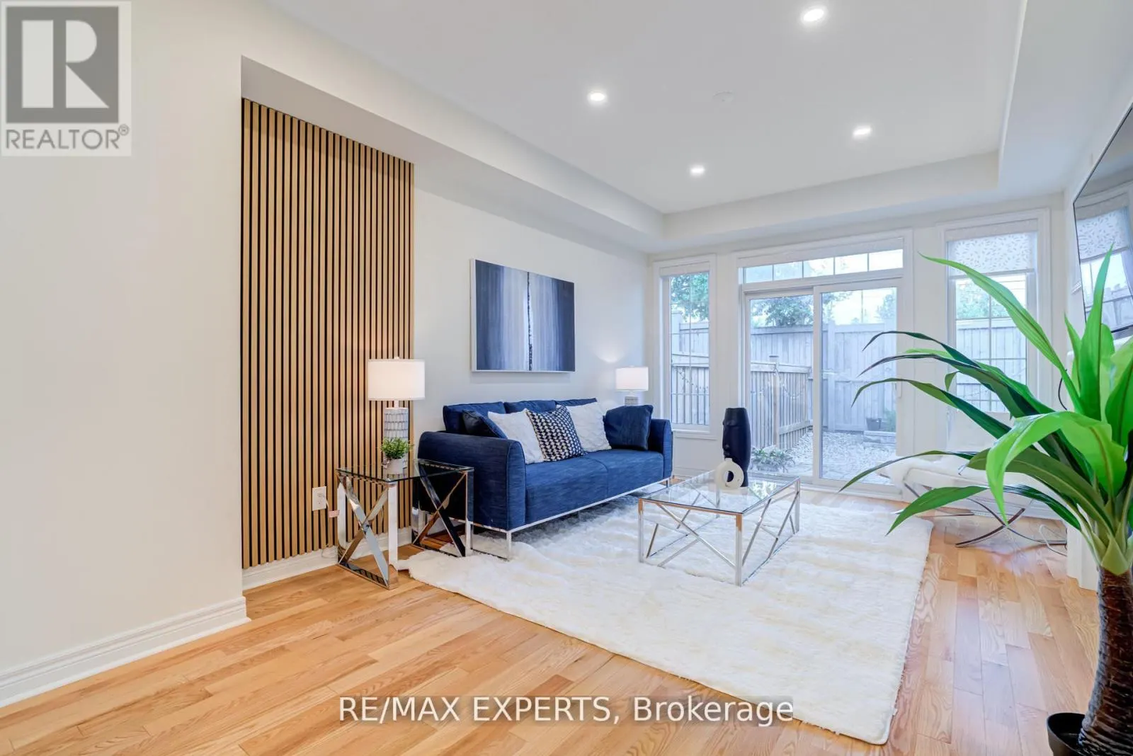 36 PORT ARTHUR CRESCENT