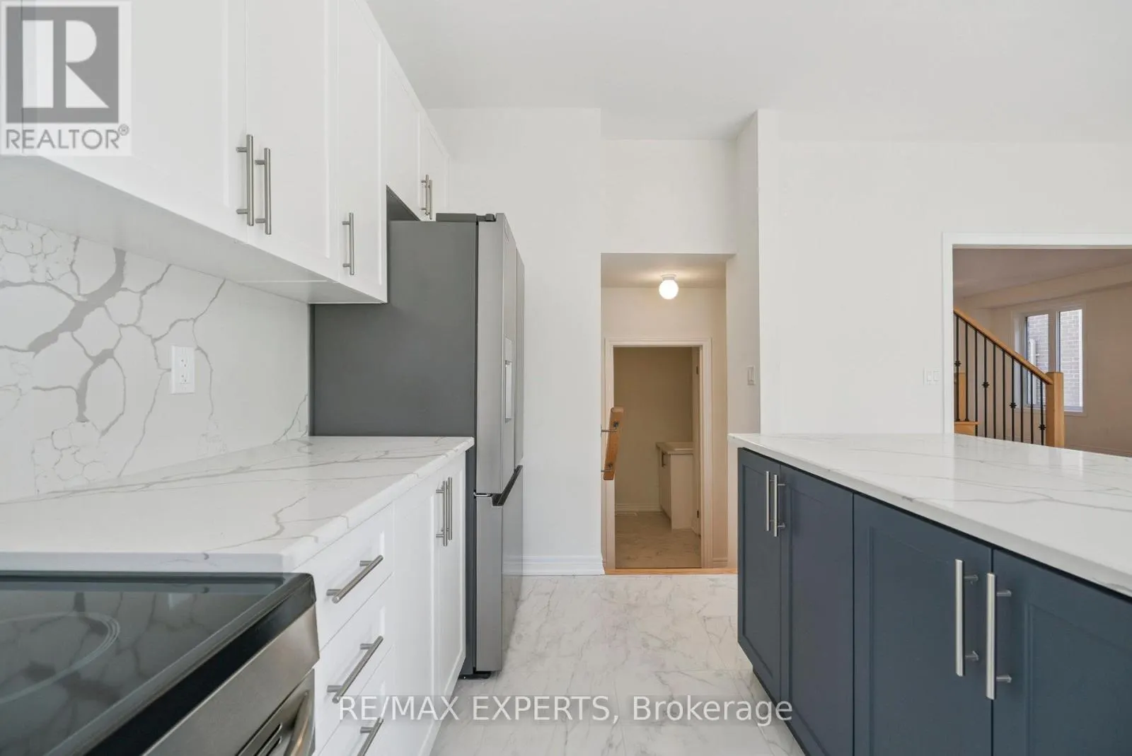 1430 DAVIS LOOP CIRCLE