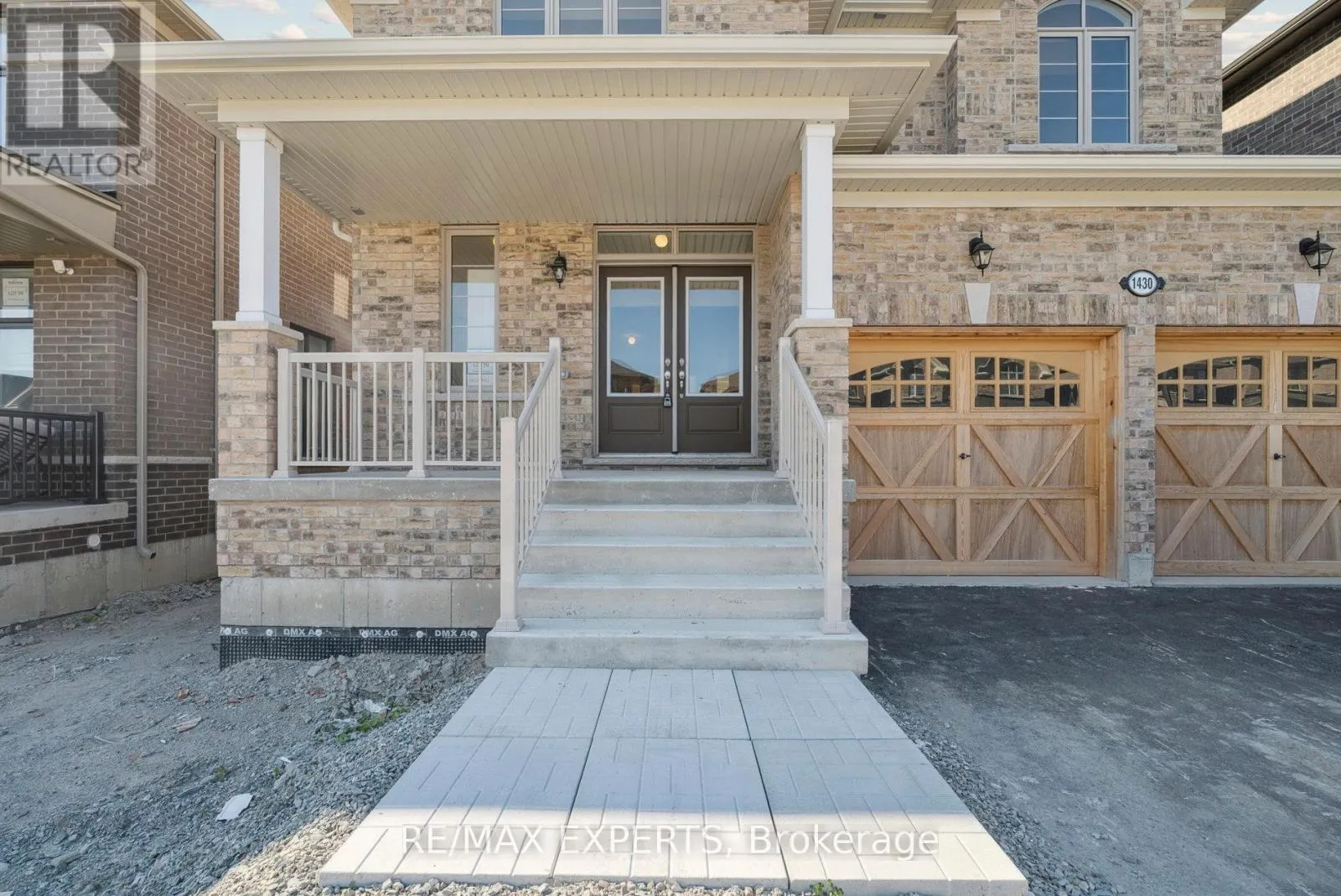 1430 DAVIS LOOP CIRCLE