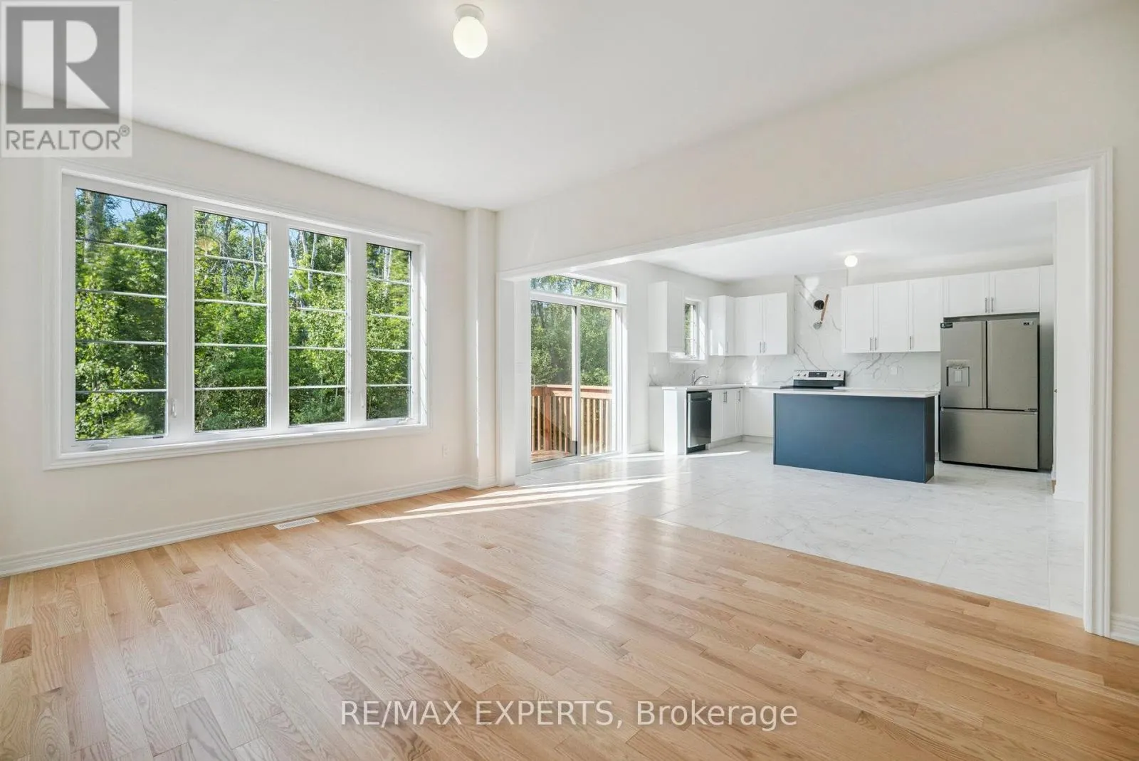 1430 DAVIS LOOP CIRCLE