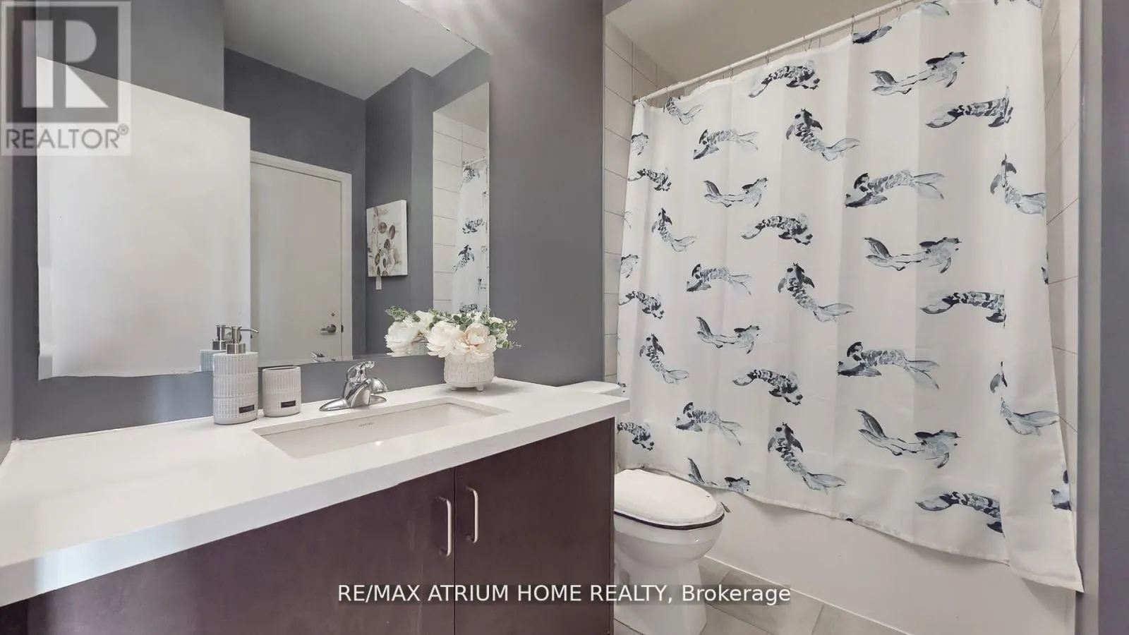 143 ARIANNA CRESCENT W