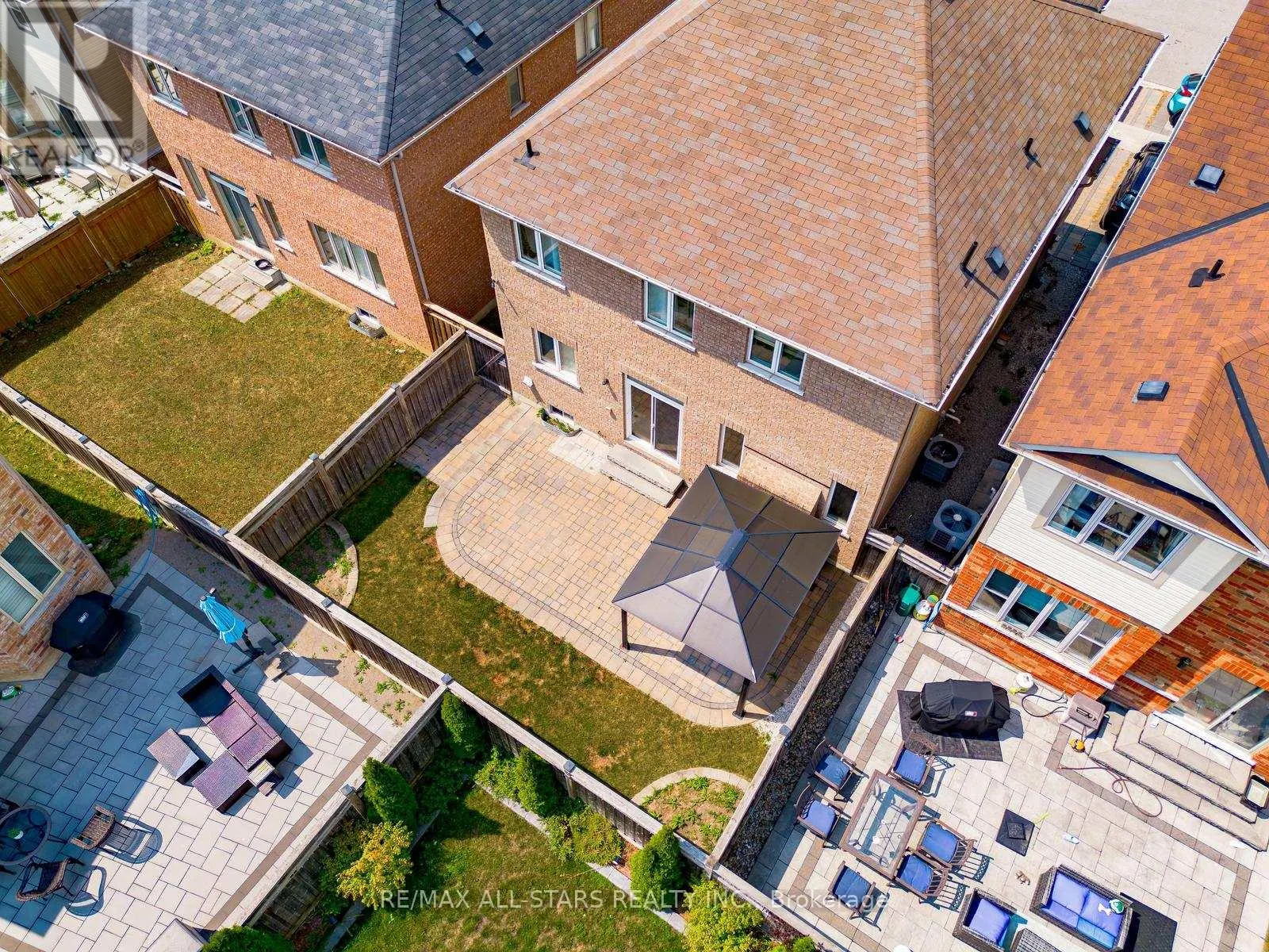 225 DELBERT CIRCLE
