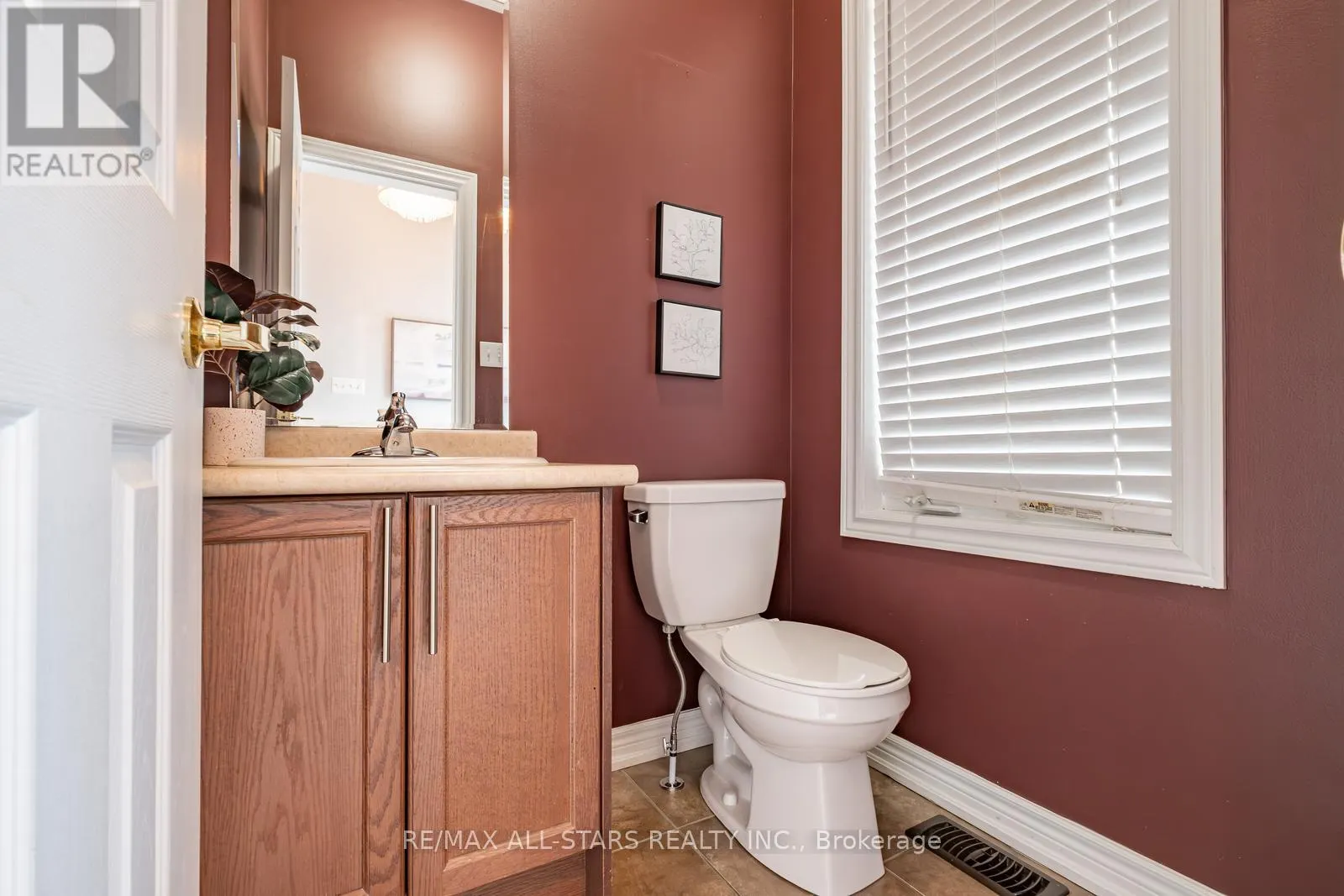 225 DELBERT CIRCLE