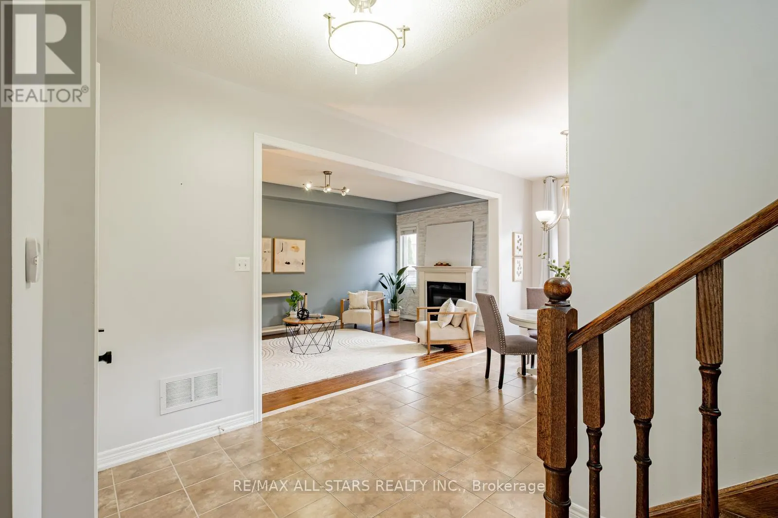 225 DELBERT CIRCLE