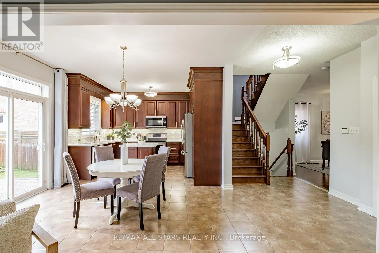 225 DELBERT CIRCLE
