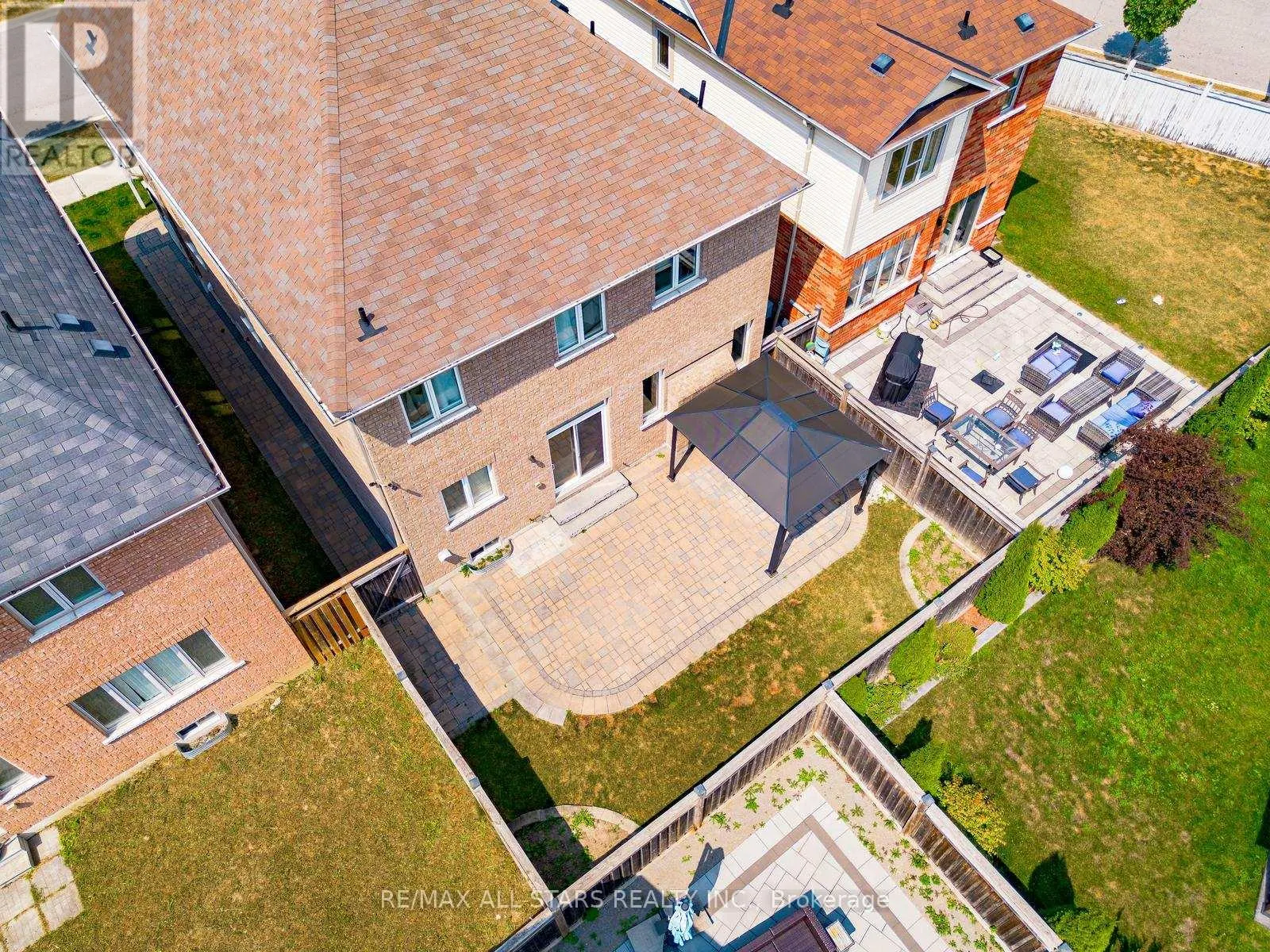 225 DELBERT CIRCLE