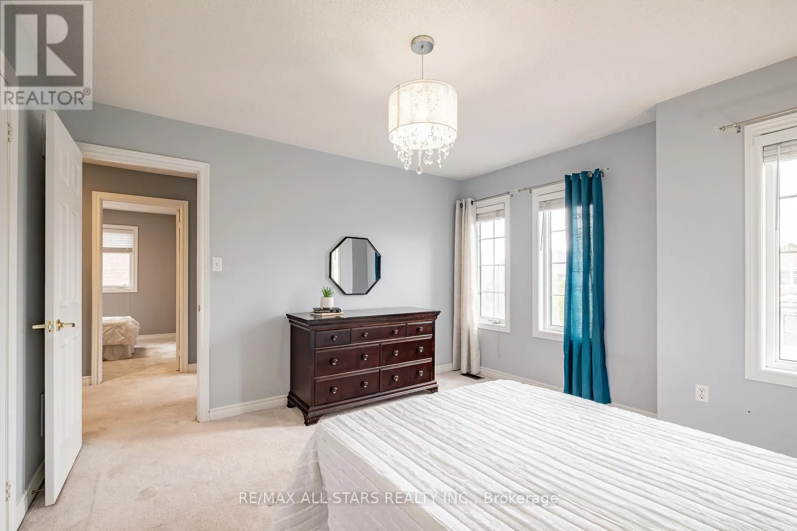 225 DELBERT CIRCLE