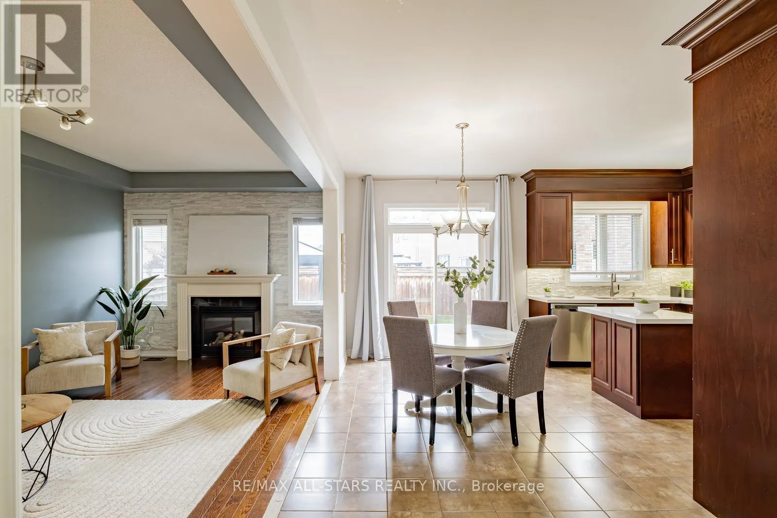 225 DELBERT CIRCLE